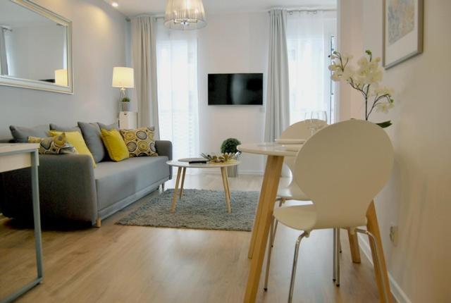 ורוצלב Two Towers Old Town Apartments-City Center-By The River-Observation Terrance On The Roof-Free Parking מראה חיצוני תמונה